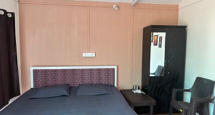Hotel Skylark Room Type - Deluxe Room with River View King Bed