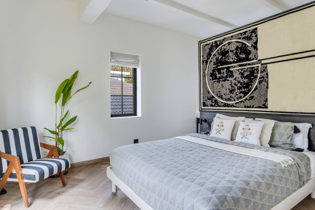 La Stella Spectacular Spaces 4BHK in Assagoan - Tap to explore photos