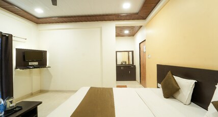 Raaya Regency Mahabaleshwar Room Type - Deluxe Room