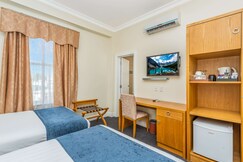 Ramada by Wyndham Hamilton City Center