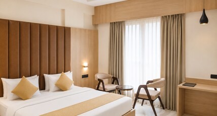 HOTEL TAVIRAL REGENCY Room Type - Suite Room with Bathtub
