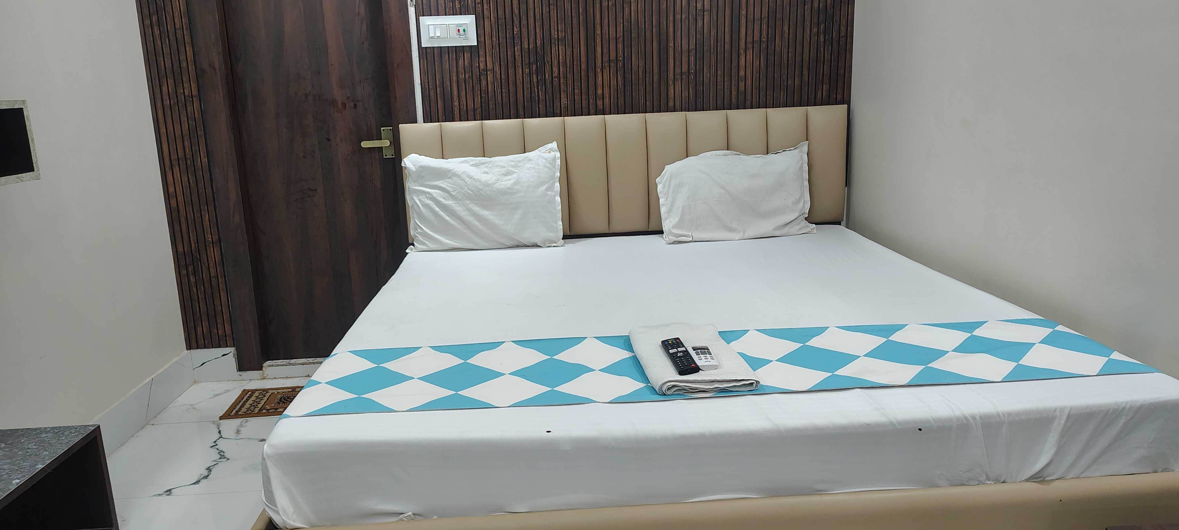 Hotel O Shyam sundar Hotel - Tap to explore photos