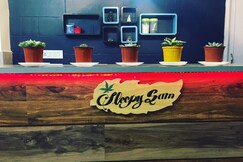 Sleepy Sam - The Traveller's Hostel