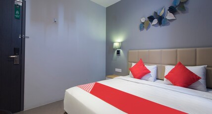 Yootel Boutique Hotel Room Type - Deluxe King