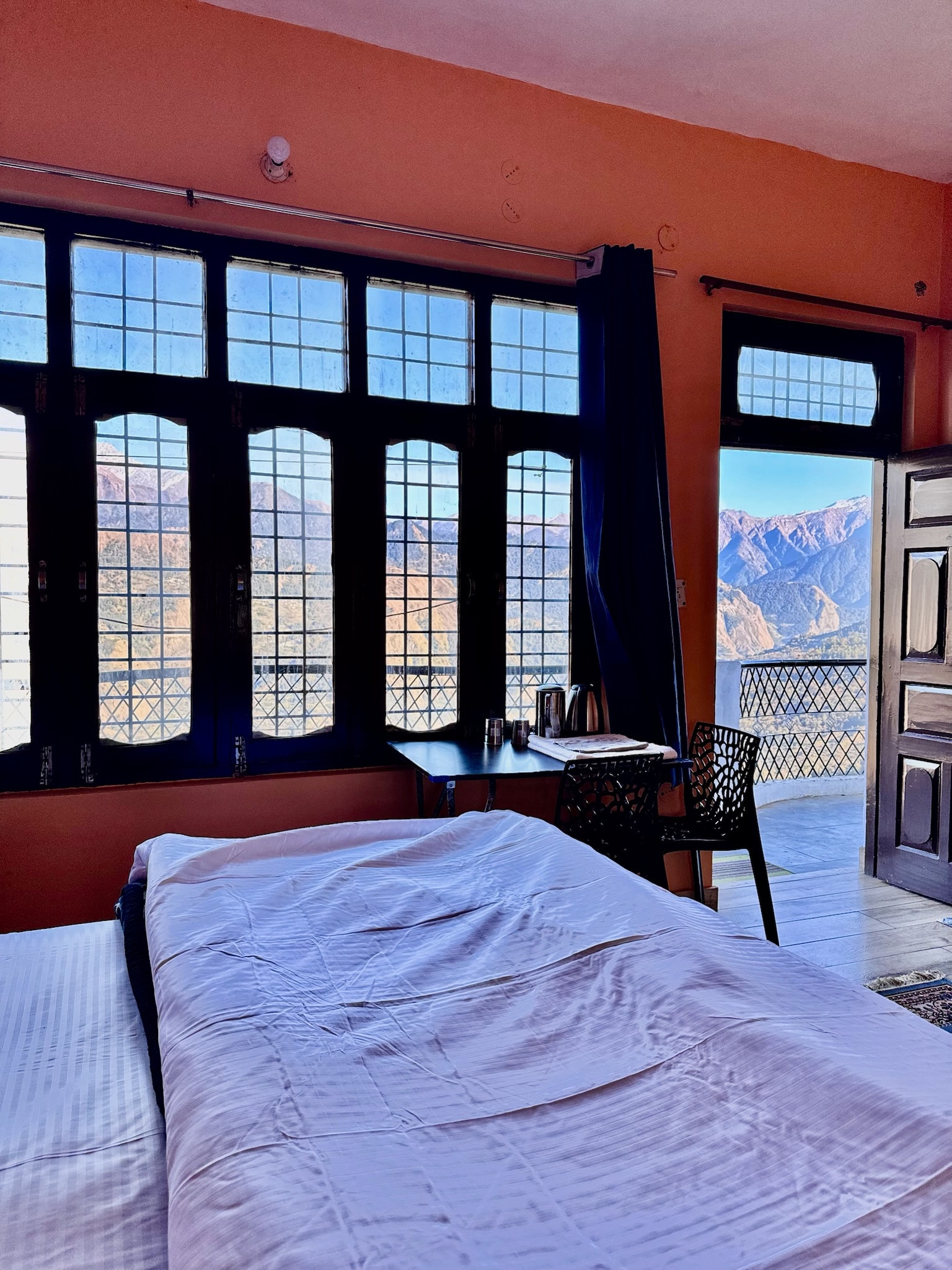 SamathaStay - Tap to explore photos