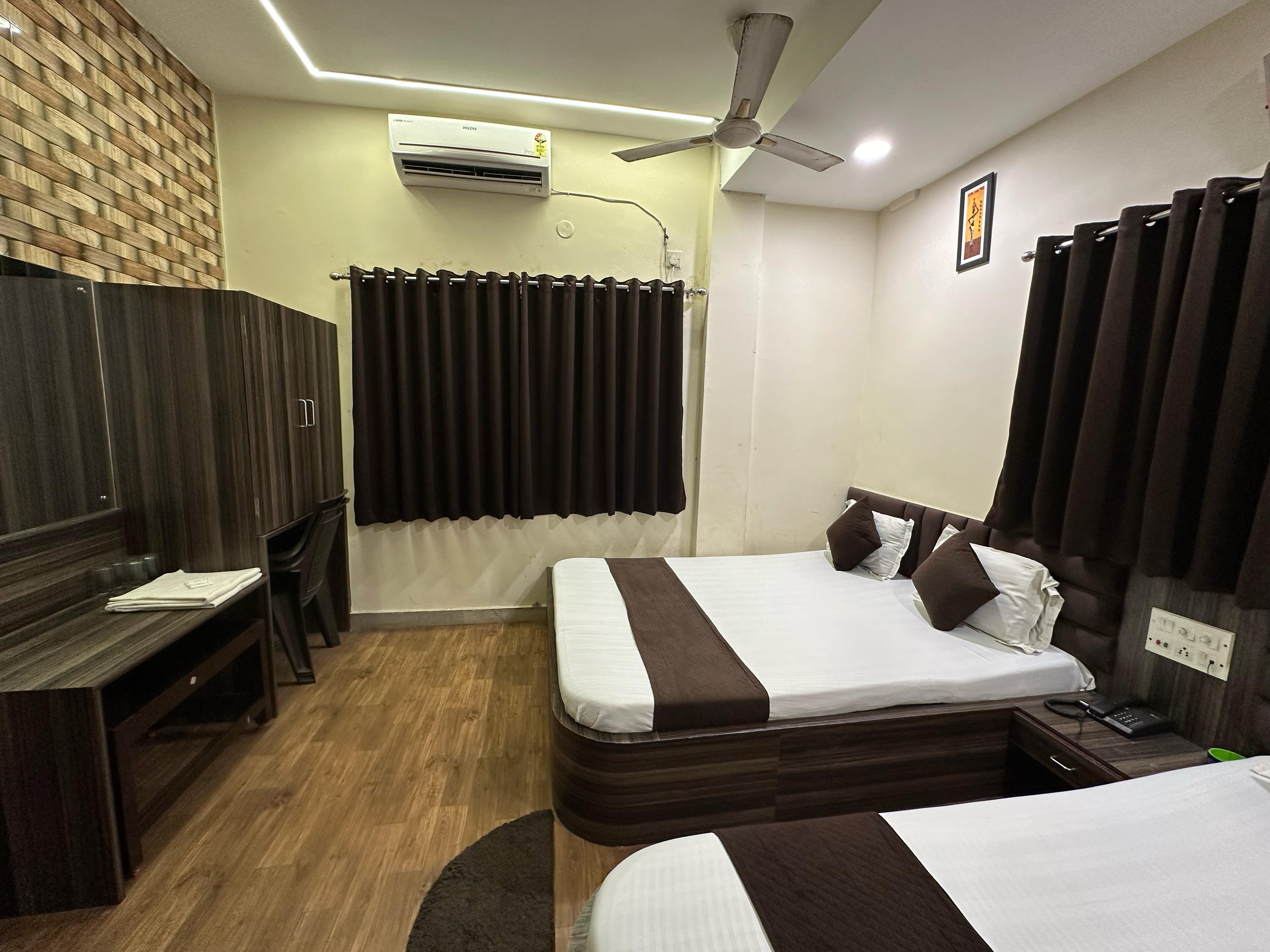 Hotel Mohit - Tap to explore photos