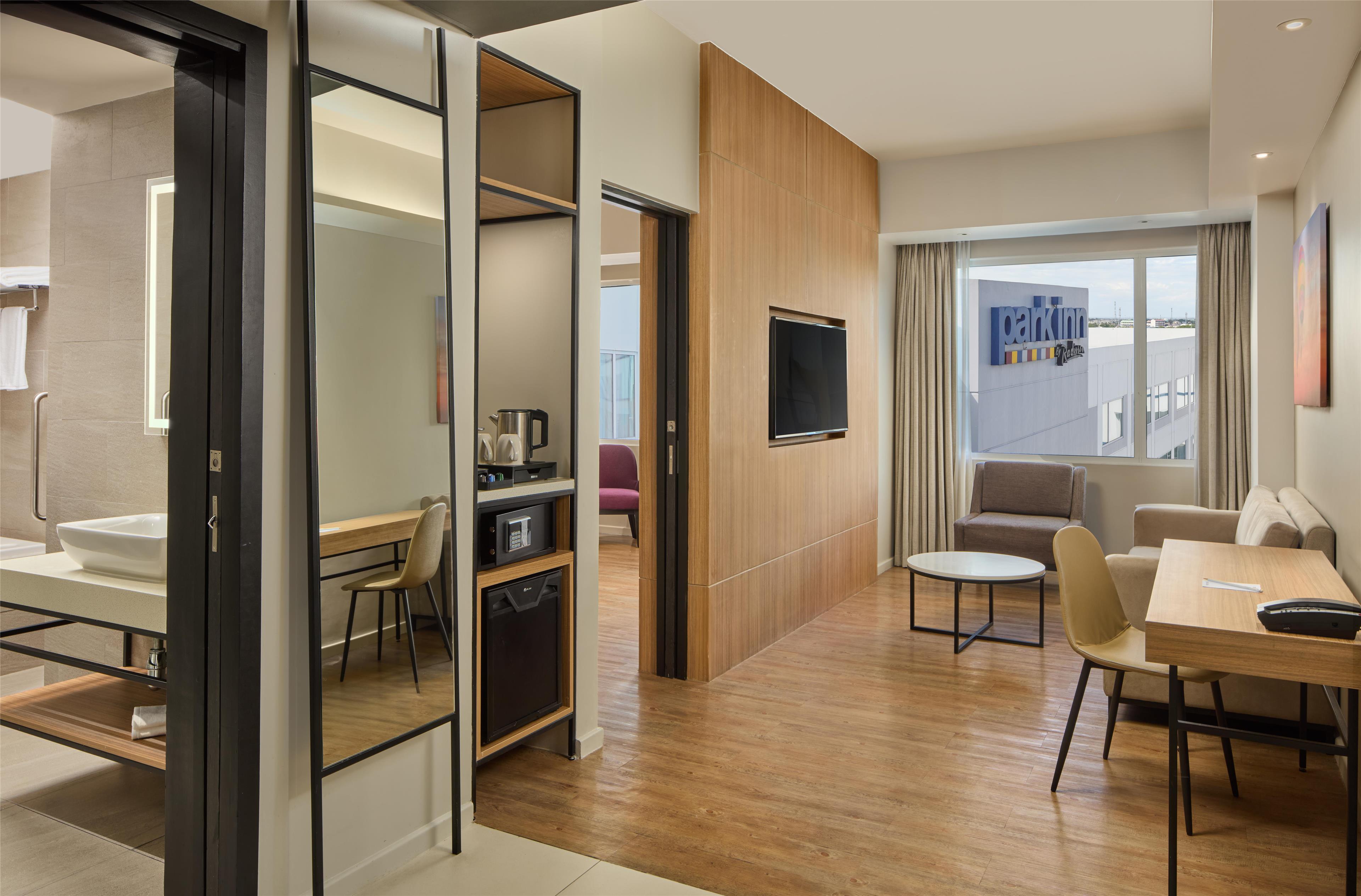 Park Inn by Radisson Clark - Tap to explore photos