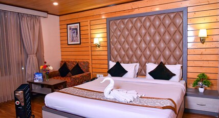 Anutri Hotels & Resorts Room Type - Premium Double Room with Parking and Valley View