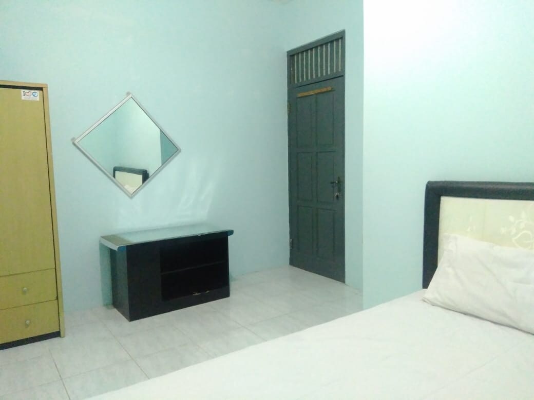 Hotel O Gardenia Boarding House - Tap to explore photos