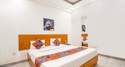 FabHotel Emoji Stays Room Type - Premium Room