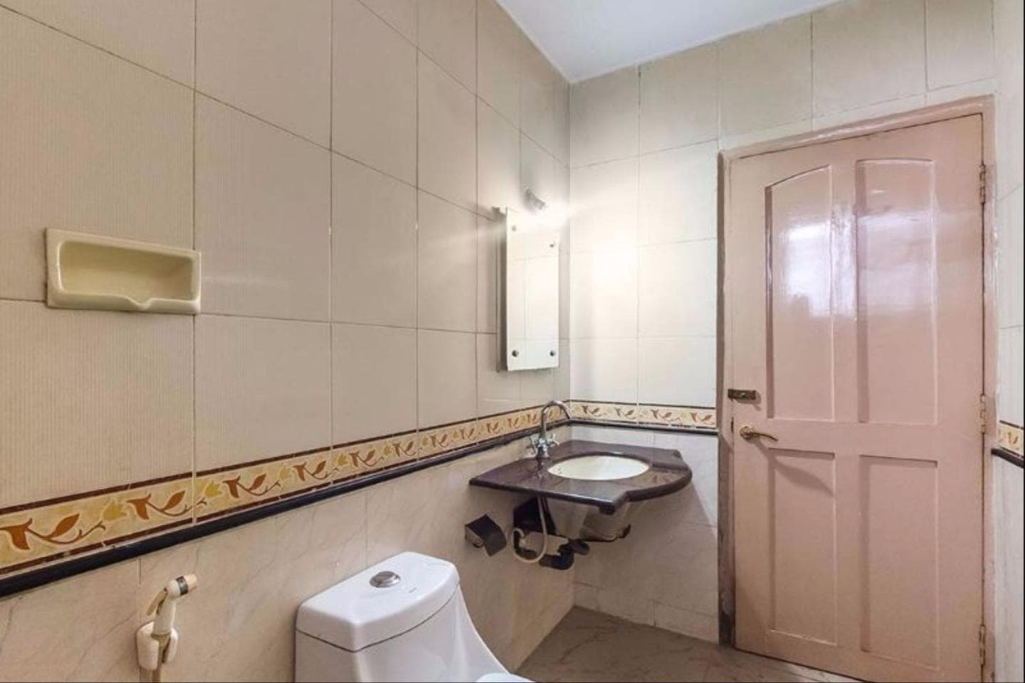 Hotel Rajsangam International - Tap to explore photos