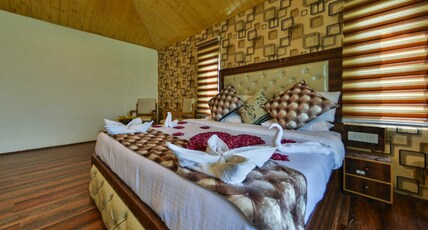 Hotel Pearl Continental Srinagar Room Type - Super Deluxe Room