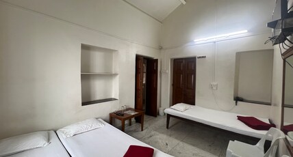 Hotel Rajmandir Room Type - Triple Bed Room AC
