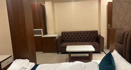 Hotel New Emerald Room Type - Deluxe AC Comfort Room with Breakfast