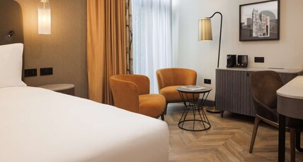 DoubleTree by Hilton London Victoria Room Type - 2 DOUBLE BEDS DELUXE ROOM