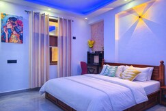 Divisha Home Stay- 2BHK Modern Luxury Apartment in South Delhi
