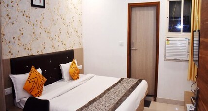 Hotel Uma Palace Room Type - Deluxe Room