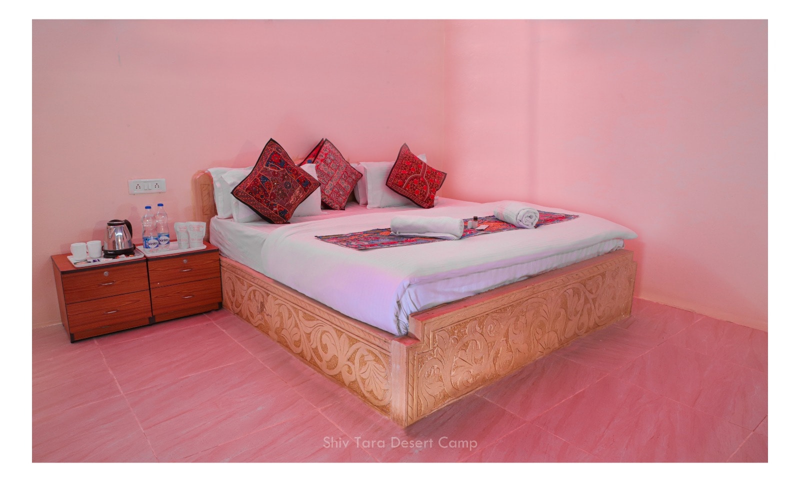 Shiv Tara Desert Camp - Tap to explore photos