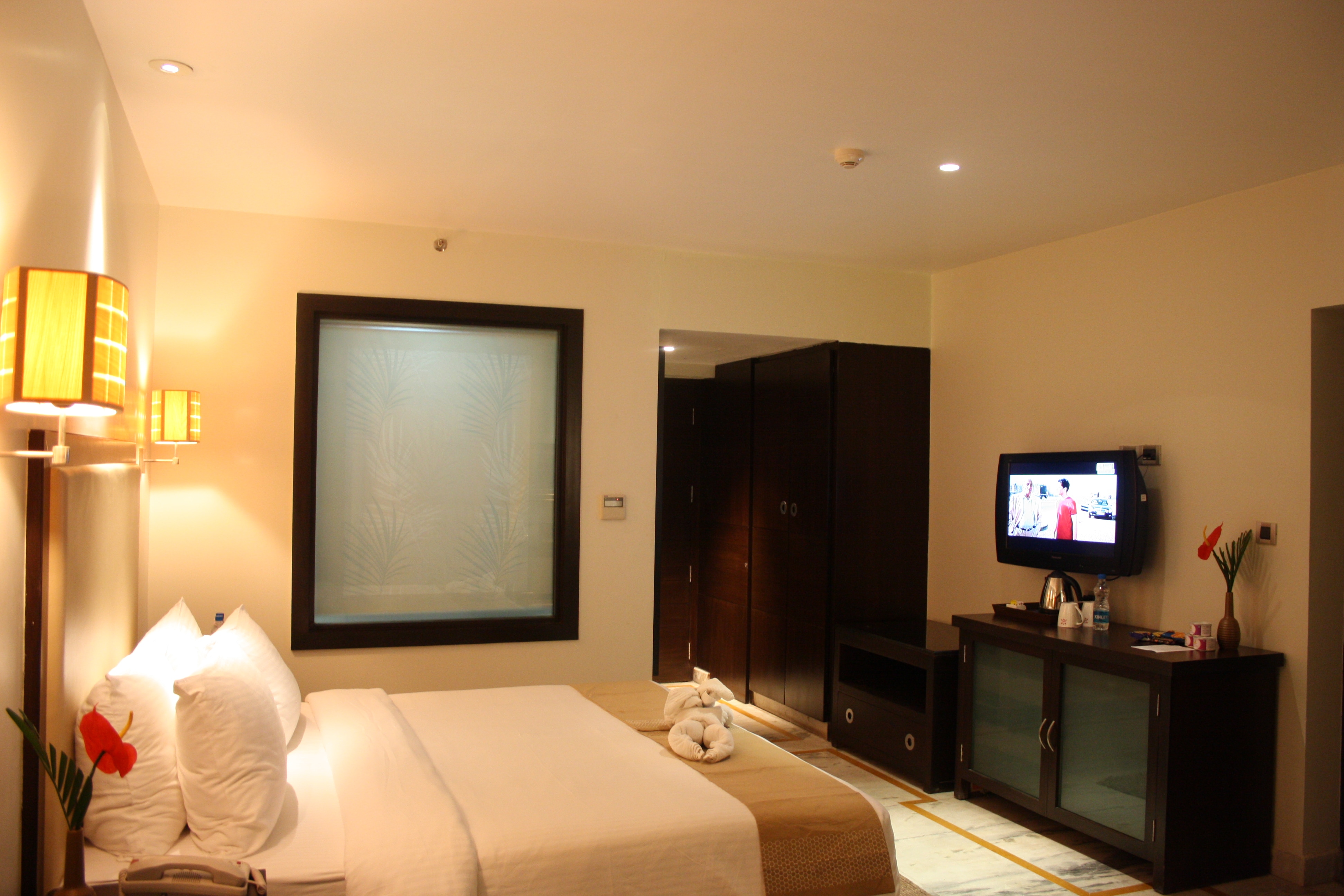 Royal Orchid Central Kireeti Hampi - Tap to explore photos
