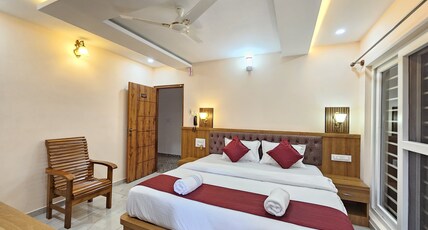Navarathna Comforts Room Type - Standard Double Room With AC
