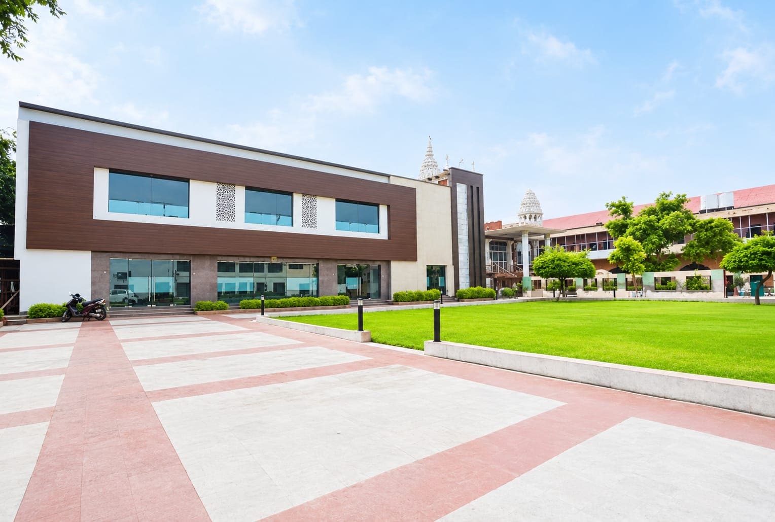 YashoGopal Resorts - Tap to explore photos