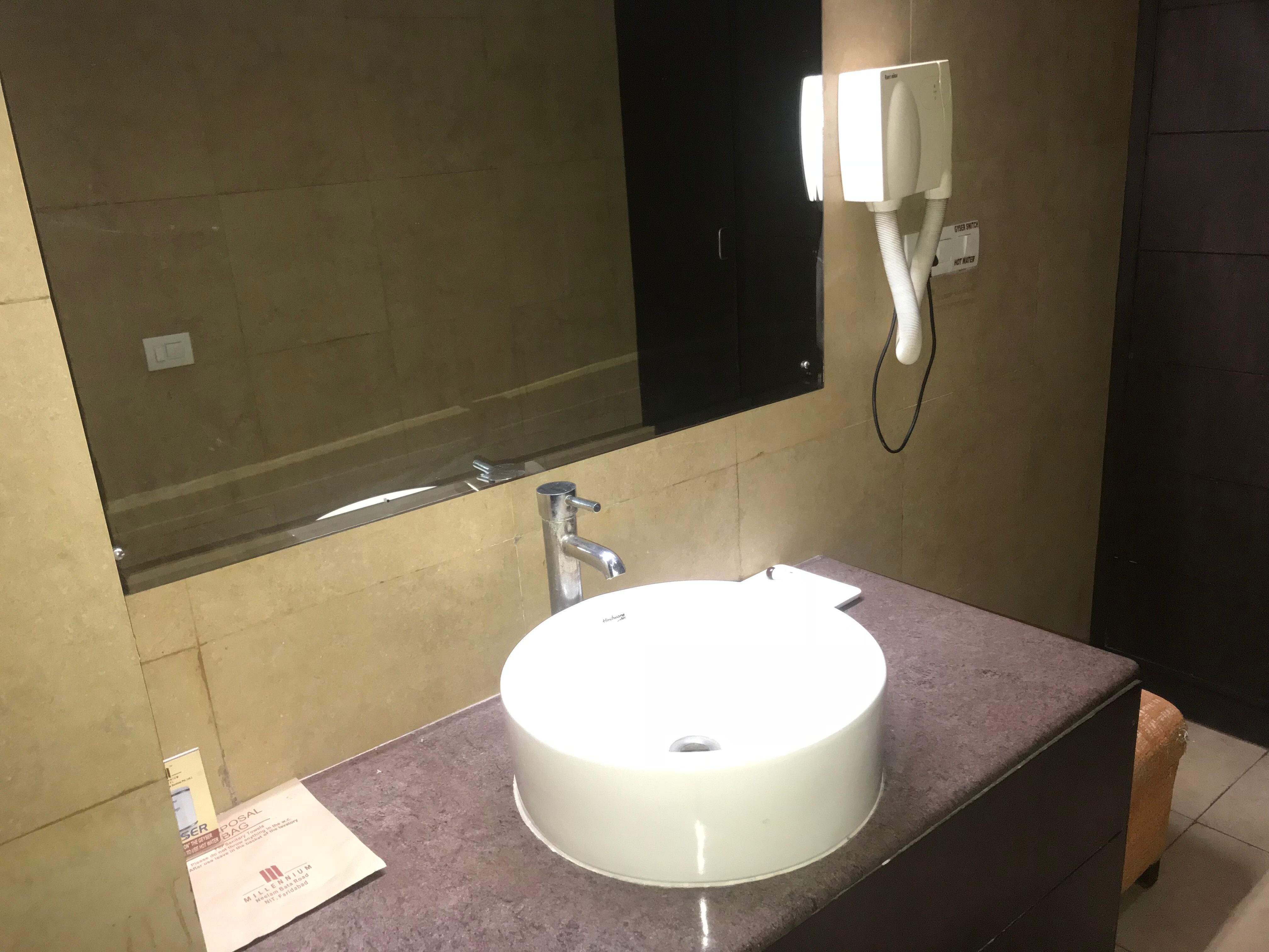 CS Boutique Hotel - Tap to explore photos