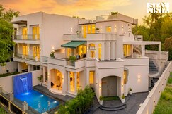 StayVista at The Sweet Sunsation - Gurgaon W/ Pool And Jacuzzi