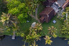 Palmgrove Lake Resort