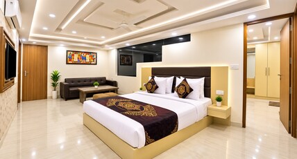 Hotel D' Capitol - Delhi Airport Room Type - Family Interconnecting Suites Room with Airport Drop Hotel D' Capitol - Delhi Airport Room Type - Family Interconnecting Suites Room with Airport Drop