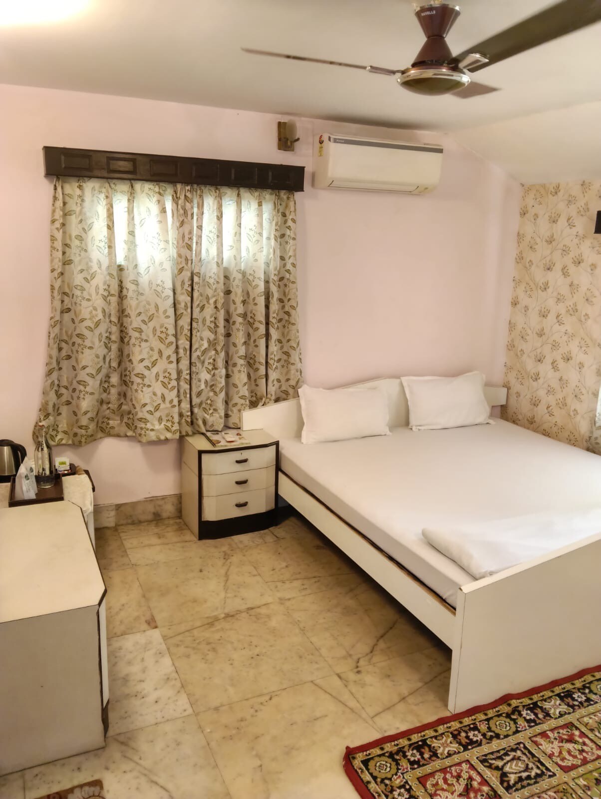 Saraswatipur Tea Resort - Tap to explore photos