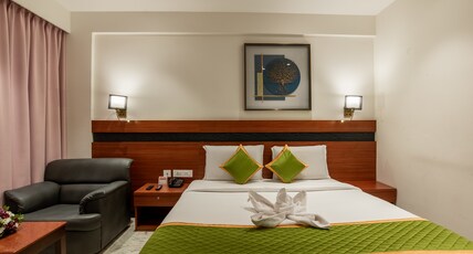 Royal Regency Room Type - Deluxe Room