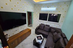 Barlas Home Stay Luxury 2BHK