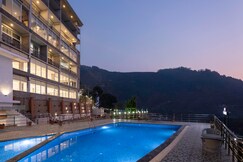 SPT Clarks Inn Suites