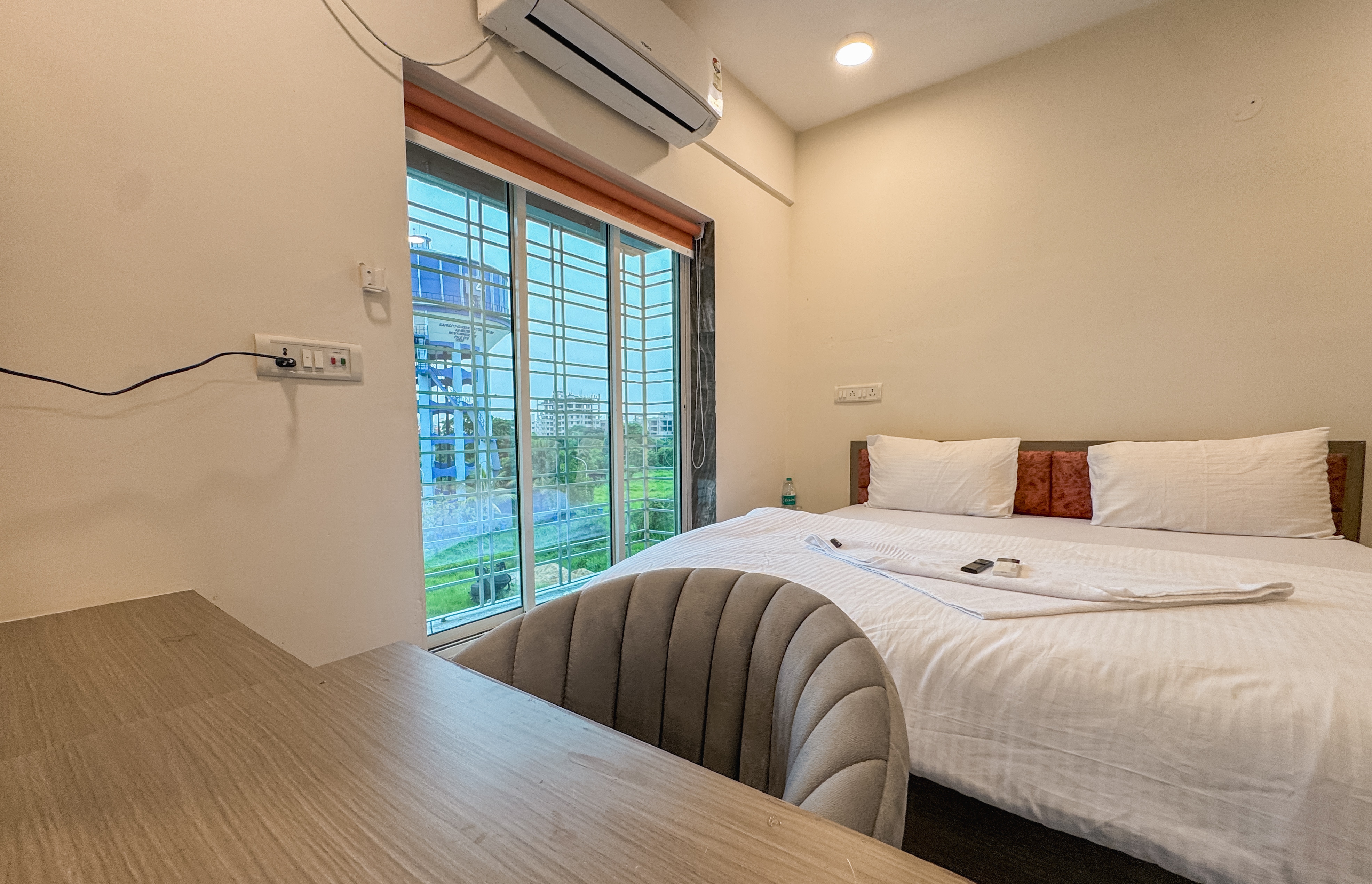 The Botanika Suites - Tap to explore photos