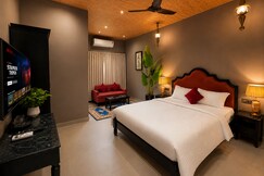 Guru Shikhar Heights - Highest Hotel in Mount Abu (5700 feet)