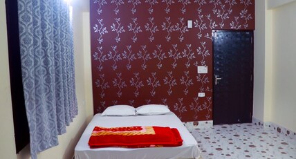 Kirtimann Hotel, Dhanbad Room Type - STANDARD ROOM
