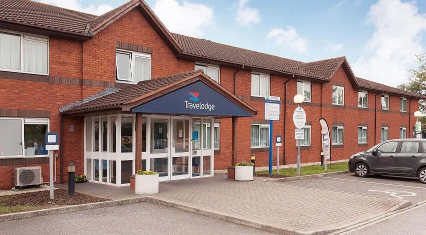 Travelodge Newbury Chieveley M4 - Tap to explore photos