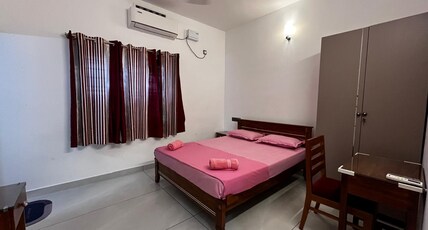 Birds Nest Homestay Room Type - Standard AC Room