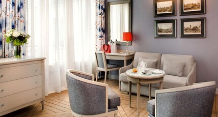 Hotel Rochester Champs Elysees Room Type - Privilege Room 2 Adult