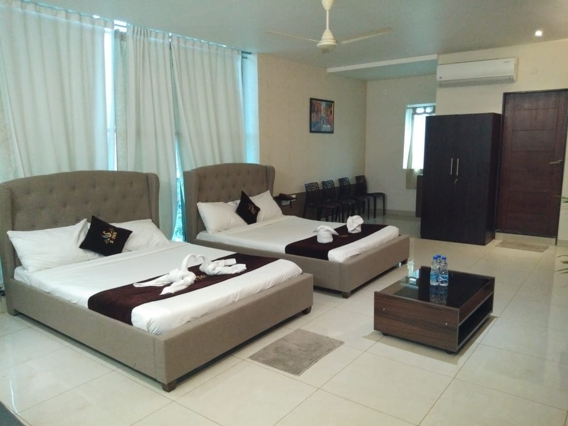 Hotel  S-INN - Tap to explore photos