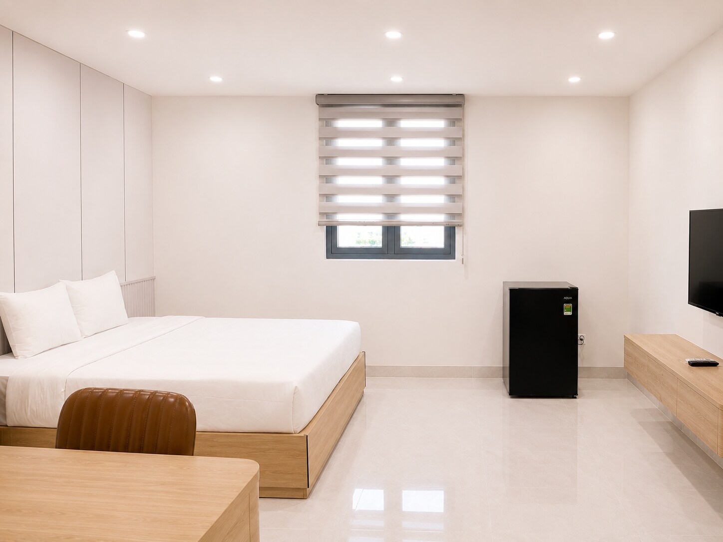 Ngoc Thuong Hotel & Apartment- Han River View - Tap to explore photos