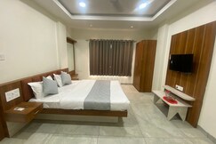 Hotel Shree Nakoda Paradise