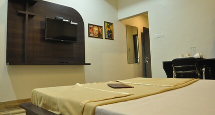 Shriji Resorts Room Type - Super Deluxe
