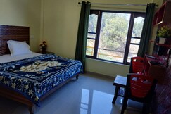 Gunjan Home Stay