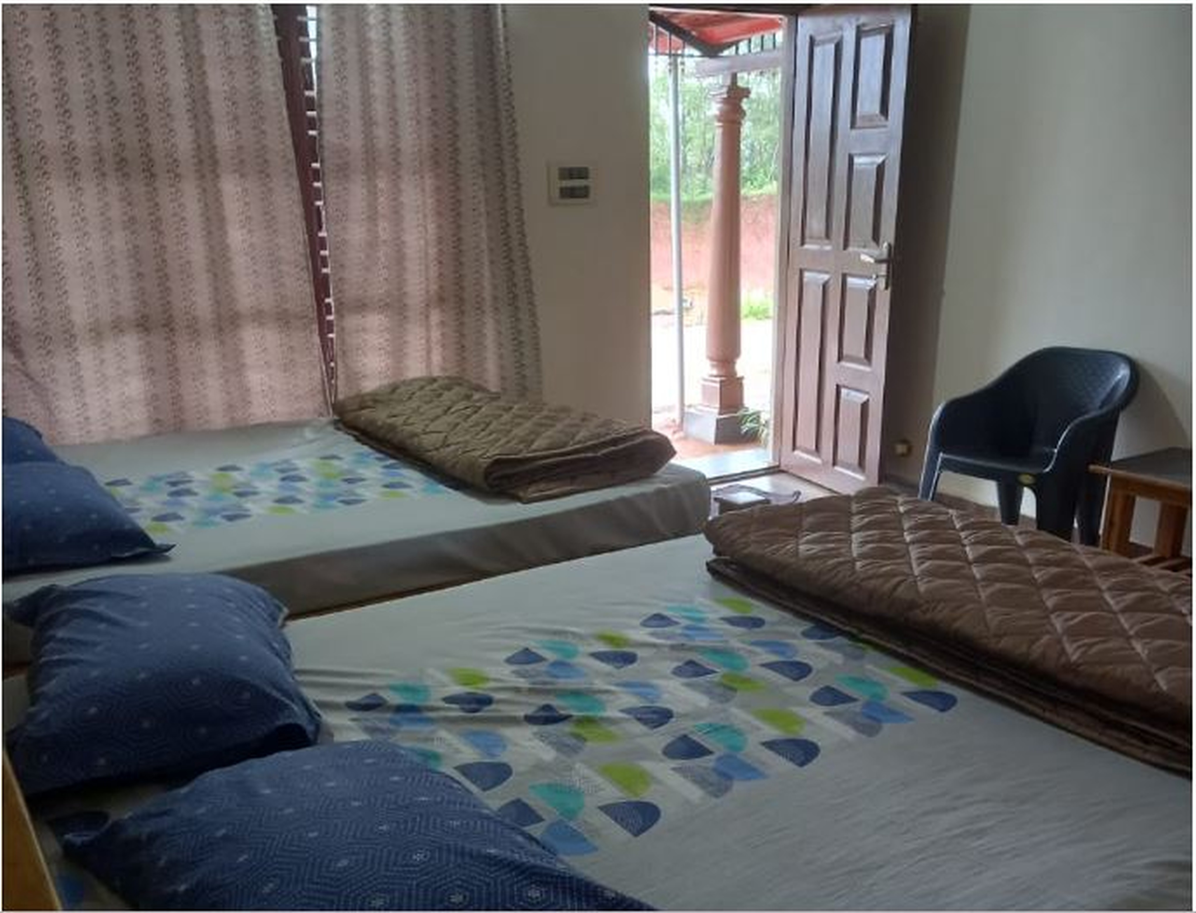 Coffee Mist Homestay | Rooms & Caretaker - Tap to explore photos