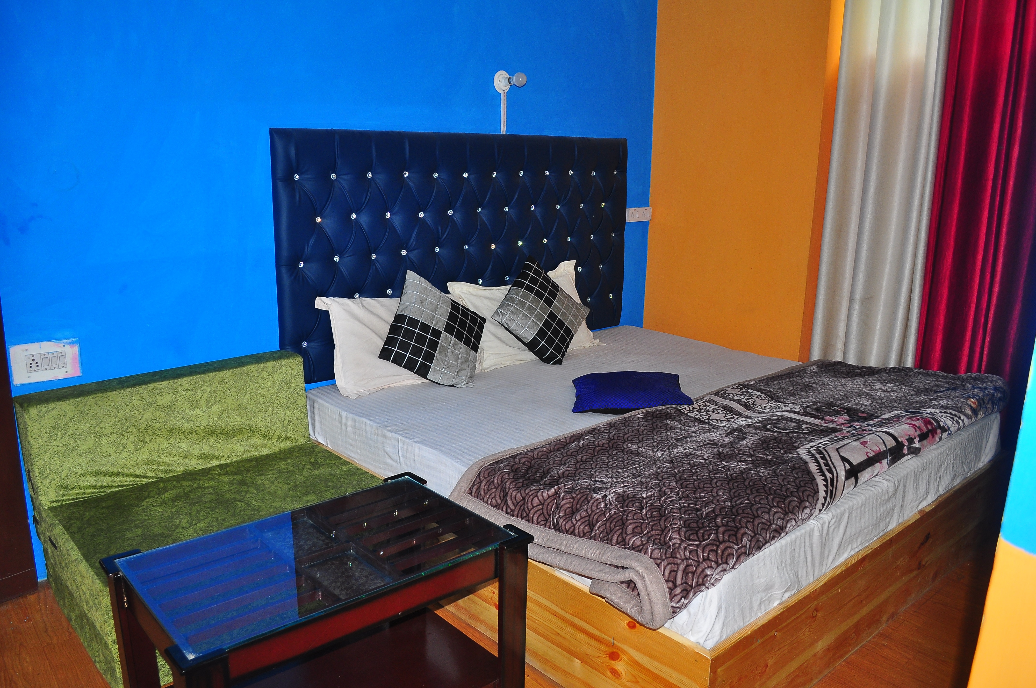 Antarctica Paying Guest House, Manali - Tap to explore photos