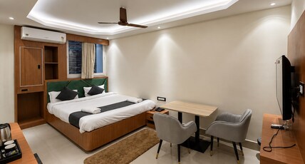 Hotel R P International Room Type - Deluxe Room