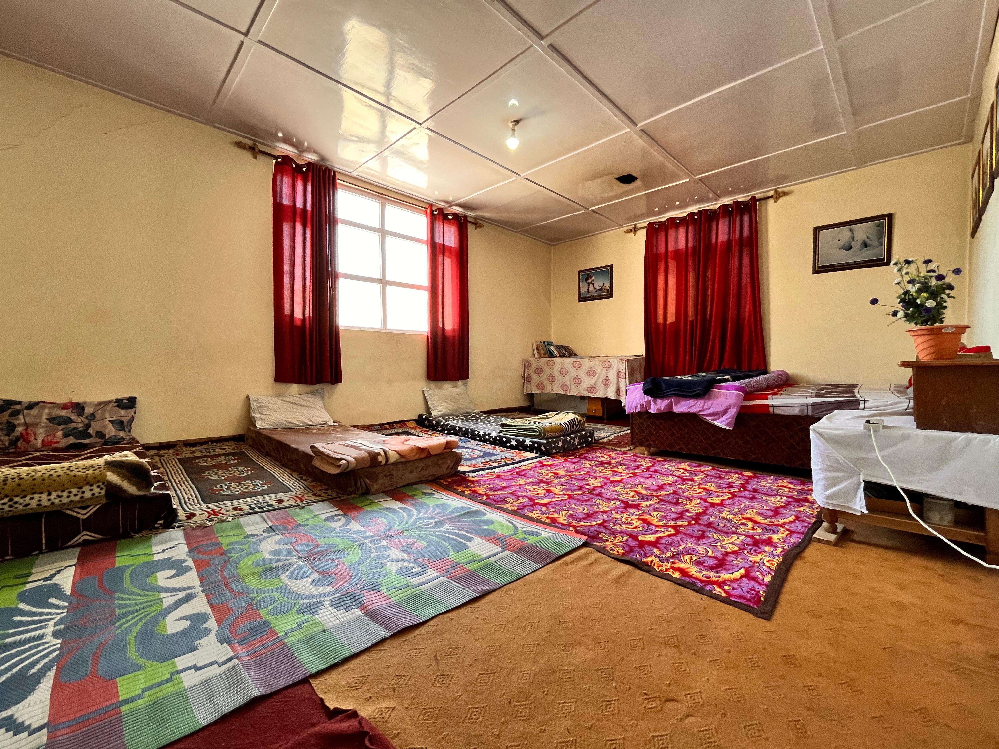 Mountaineers Den Homestay - Tap to explore photos