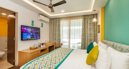 Acron Seaway Resort Room Type - Poolside Sundowner Room