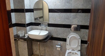 3 Bros Hotel Room Type - Deluxe Room
